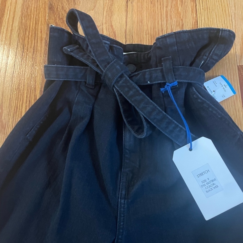 Eunina Tobi Super High Rise Cropped Blackk Denim Jeans with Belt Size 29 Pockets - Picture 4 of 9